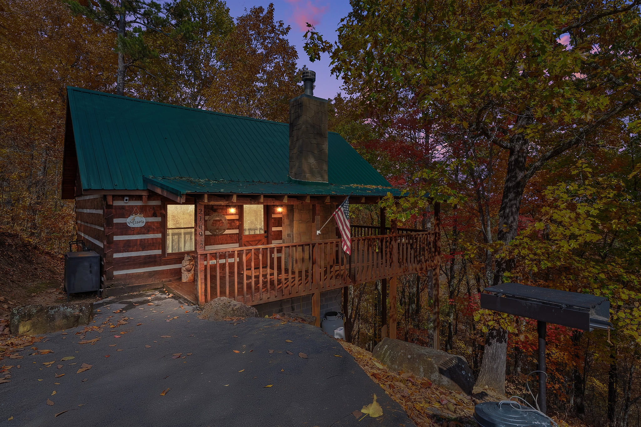 Welcome to Nestled Oaks — a charming Smoky Mountain cabin tucked among the trees, where comfort meets nature.