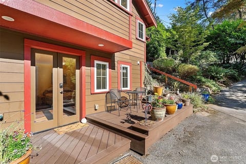 Cozy Private Studio | Short Stays Only image 2