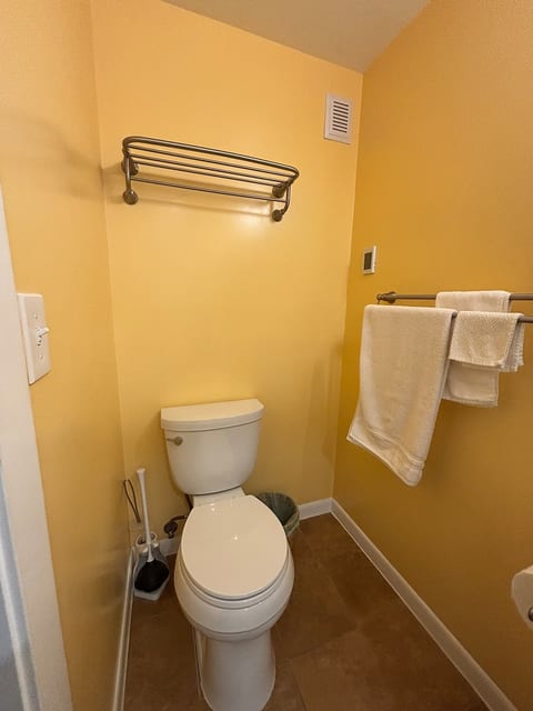 Cozy Private Studio | Short Stays Only image 4