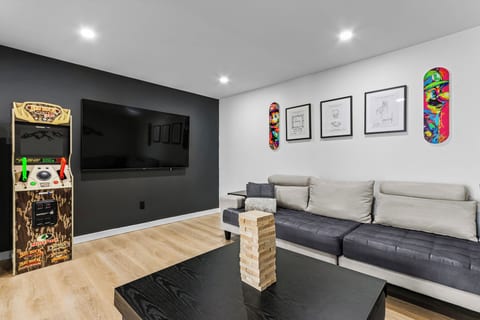 Camelback Home - Game Room, Near Waterparks/Hiking