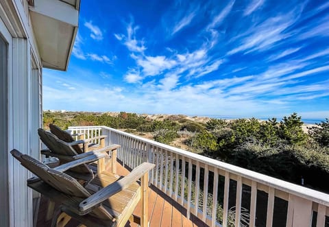 Luxury 6bd, Ocean Views, Elevator & New Pool image 3