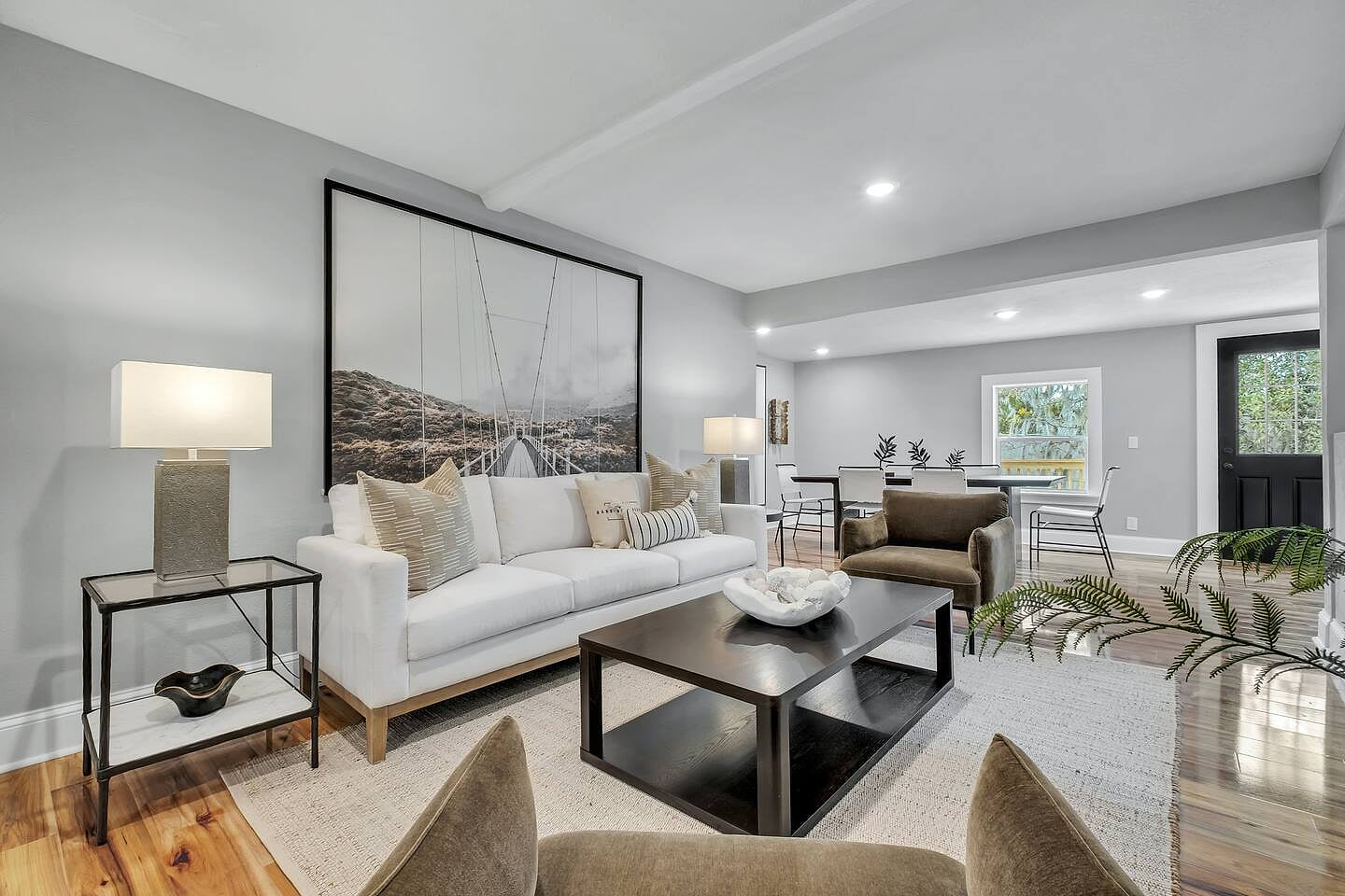 Charming Hideaway Near Downtown & Park Ave