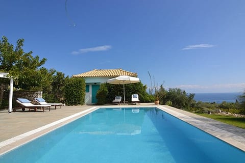 Panoramic Sea View Villa with Shared Pool image 3