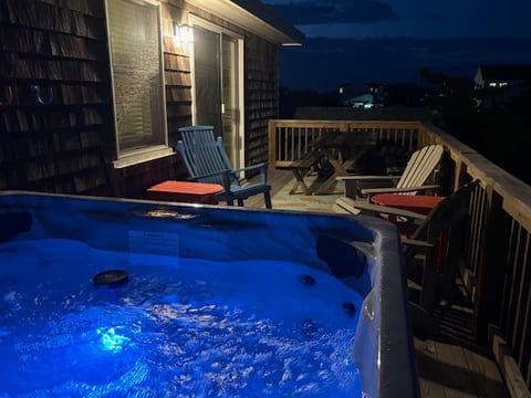 Brand new hot tub