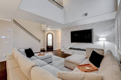 Elegant Modern Cozy Smart Home