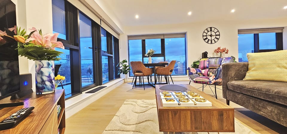 Penthouse de lujo -1 | Terraza | Wi-Fi | Estacionamiento gratuito - Leeds