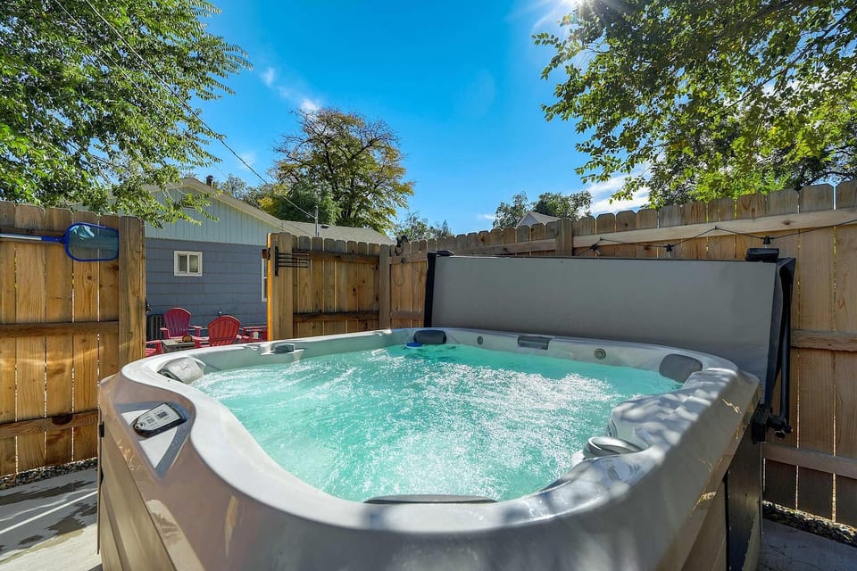 Olympic Training Center 5BR | 2 Kitchens + Hot Tub - Colorado Springs