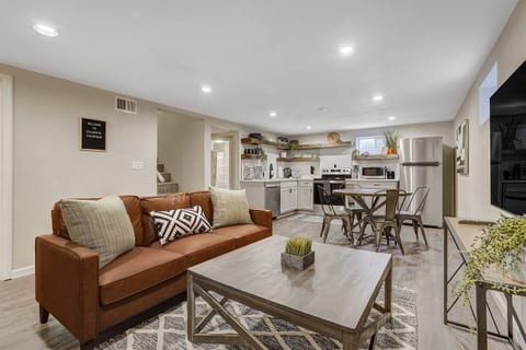 Olympic Training Center 5BR | 2 Kitchens + Hot Tub