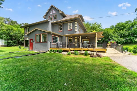 Rare Find! Near Wedding Venues & Metro