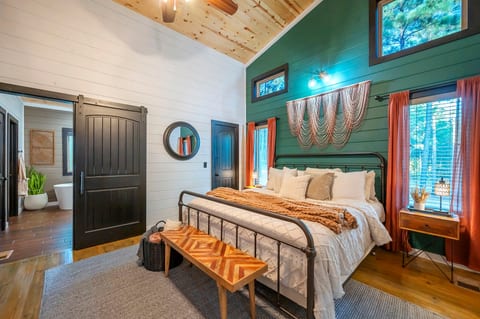 🛏️ Dreamy colors + cabin comfort done right