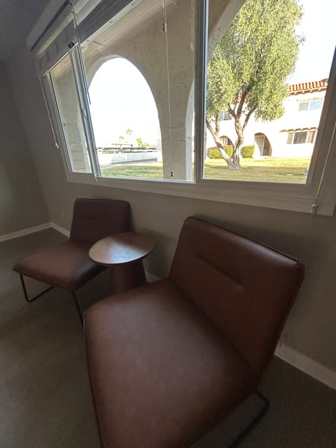 NEW! Scottsdale 4 Bedroom Short Walk to Old Town