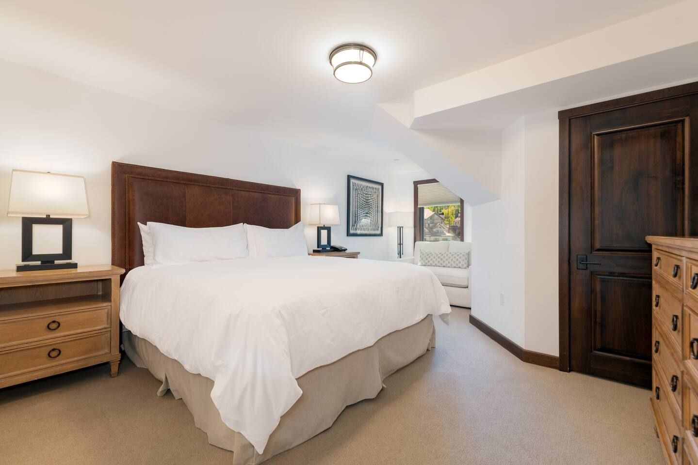 Monthly Rental - Forbes 5 Star Hotel SkiIn SkiOut