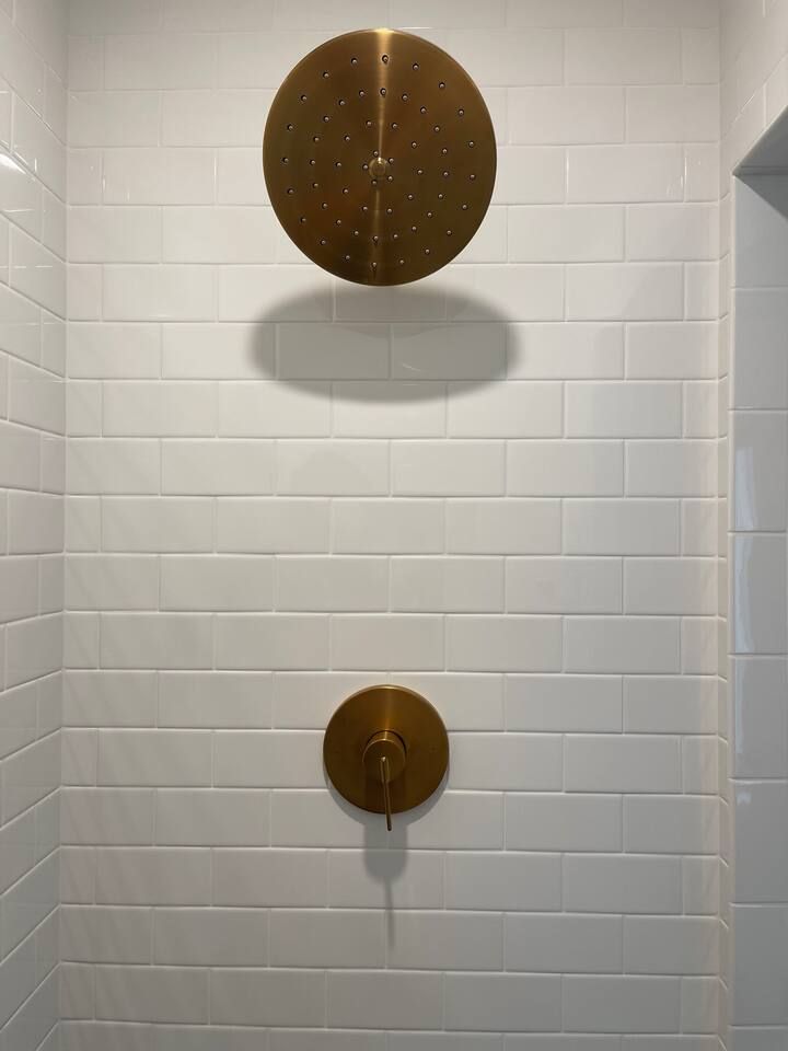 Updated walk-in steam shower in bathroom, new photos coming March 2023.
