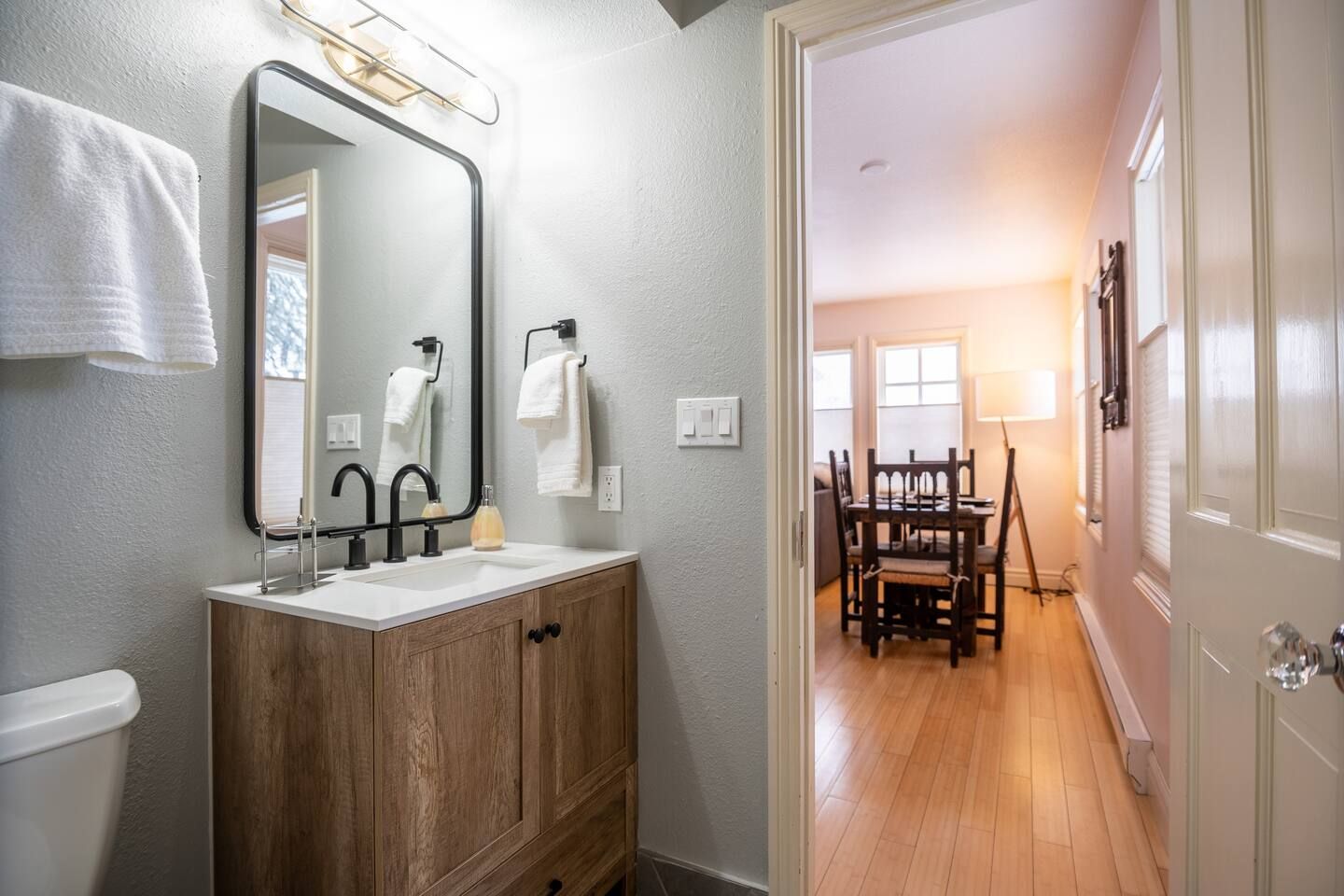Monthly Rental - Ski-In Ski-Out w/ Hot Tub!