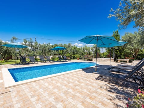 Villa Lavinija