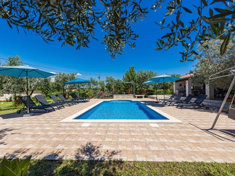Villa Lavinija