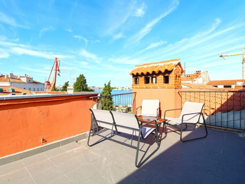 Apartment 2337
