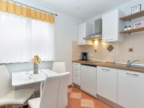 Apartment 1064