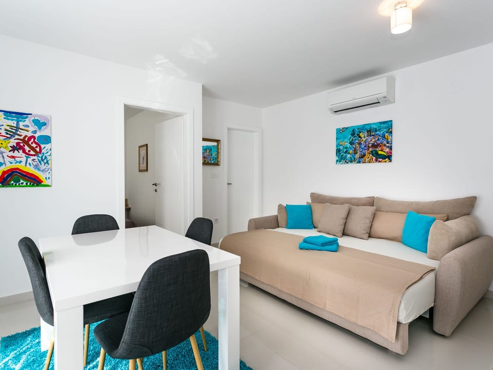 Apartment Mato - 1 - Milohnići