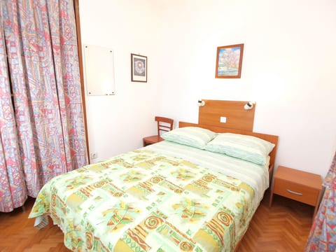 Apartment 41
