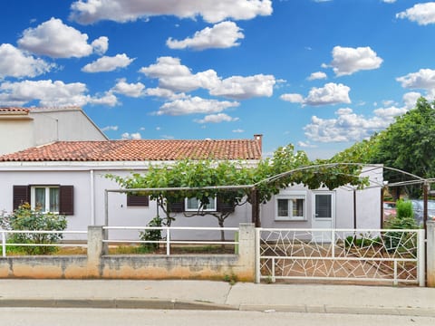 House 1456