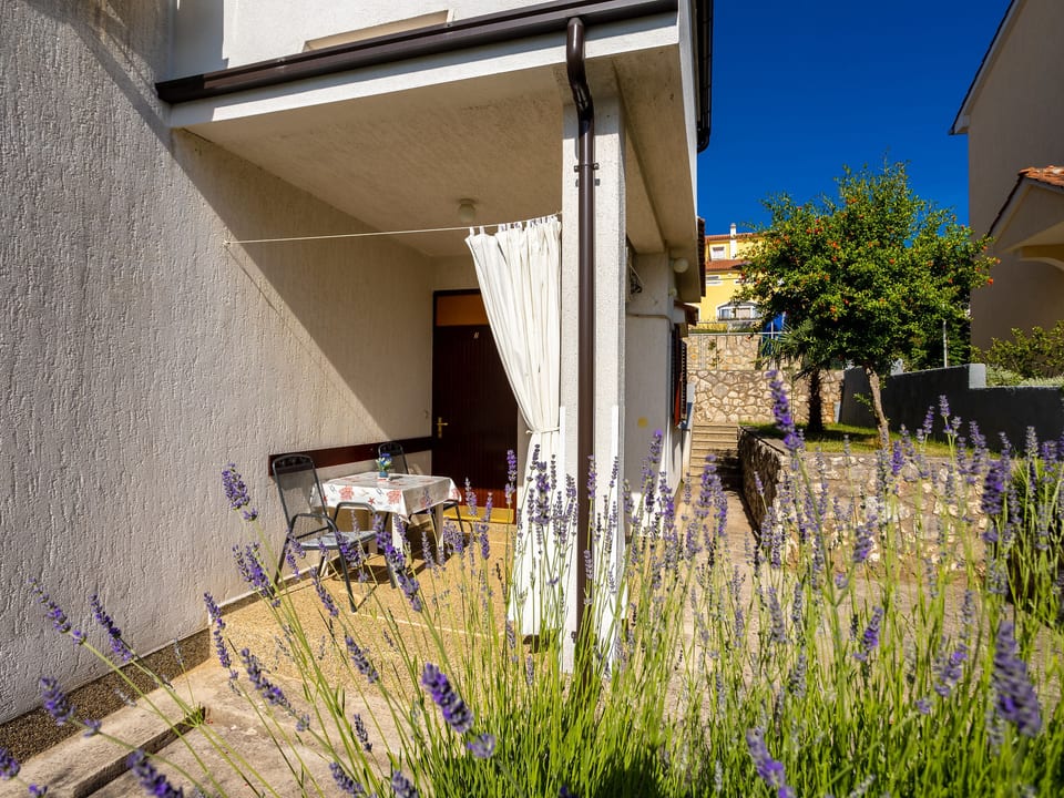 Apartment Belavic - 2 - Njivice