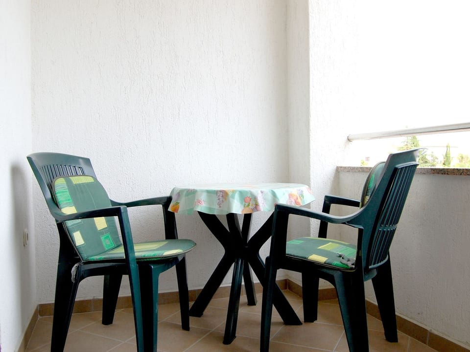 Apartment Davorka - 2 - Milohnići