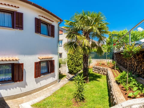 Apartment Belavic - 1