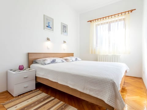 Apartment Belavic - 1