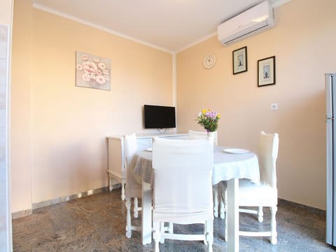 Apartment 2215