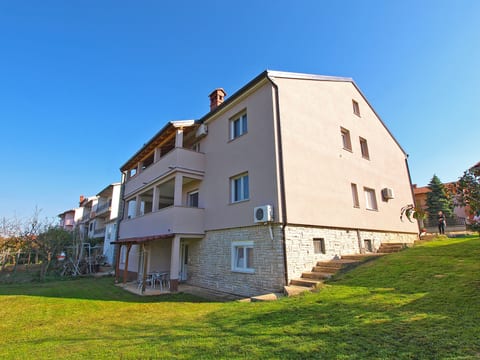 Apartment 143