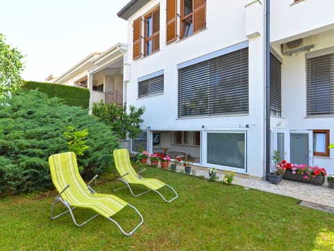 Apartment 765