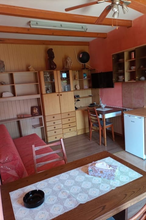 Apartment 2376