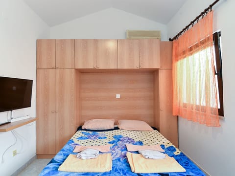 Apartment 105