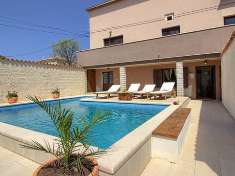 Villa House Eleonora