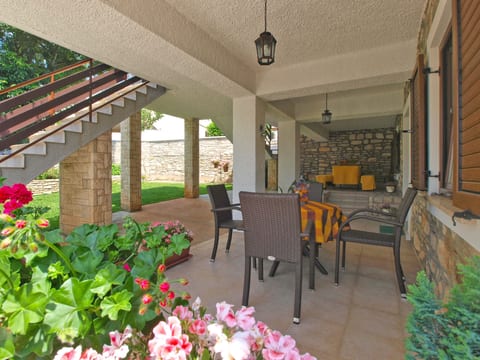 Apartment 1654