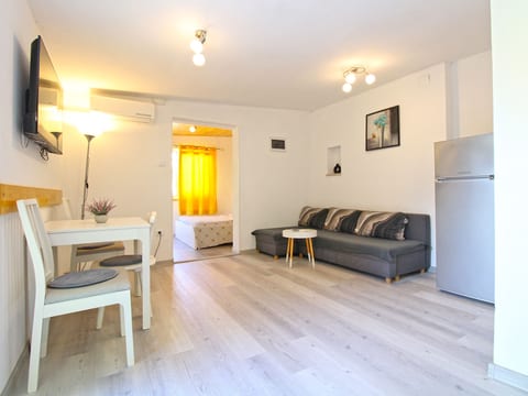 Apartment 2409