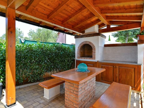 House 2195