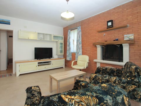 Apartment 1707