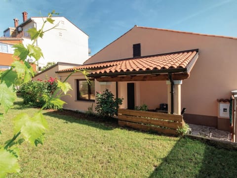 House 1072