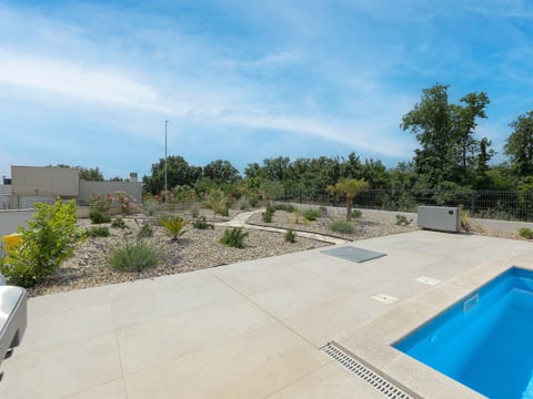 Villa Mayla