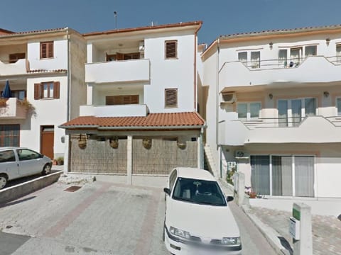Apartment 63