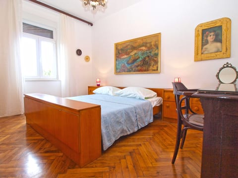 Apartment 1347