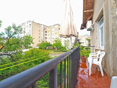 Apartment 1347
