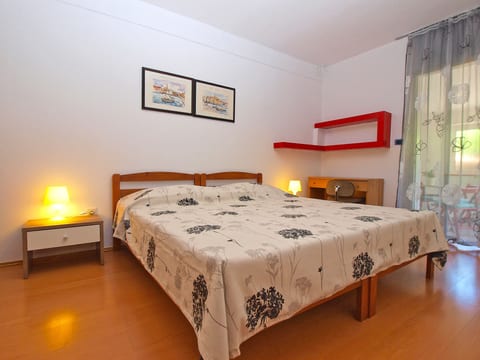 Apartment 1346