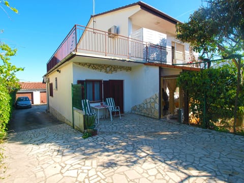 Apartment 1576