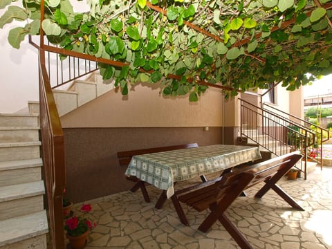 Apartment 1563