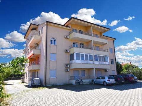 Apartment 2285