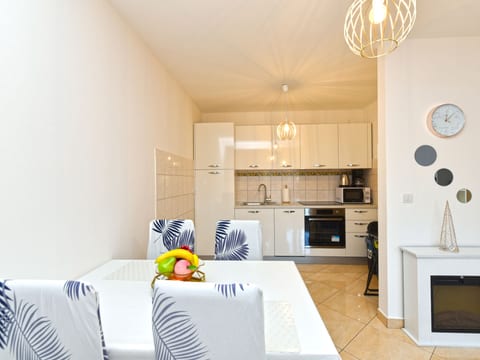 Apartment 2285