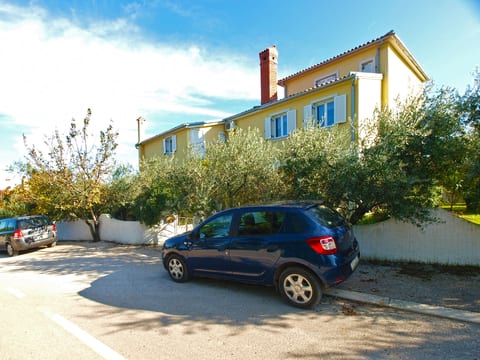Apartment 1969